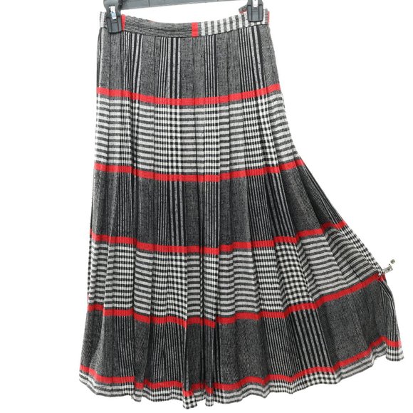 Vintage ILGWU Tag 70s Pleated Skirt β’ Union Made in the USA β’ Size Women's 6 - Picture 5 of 15